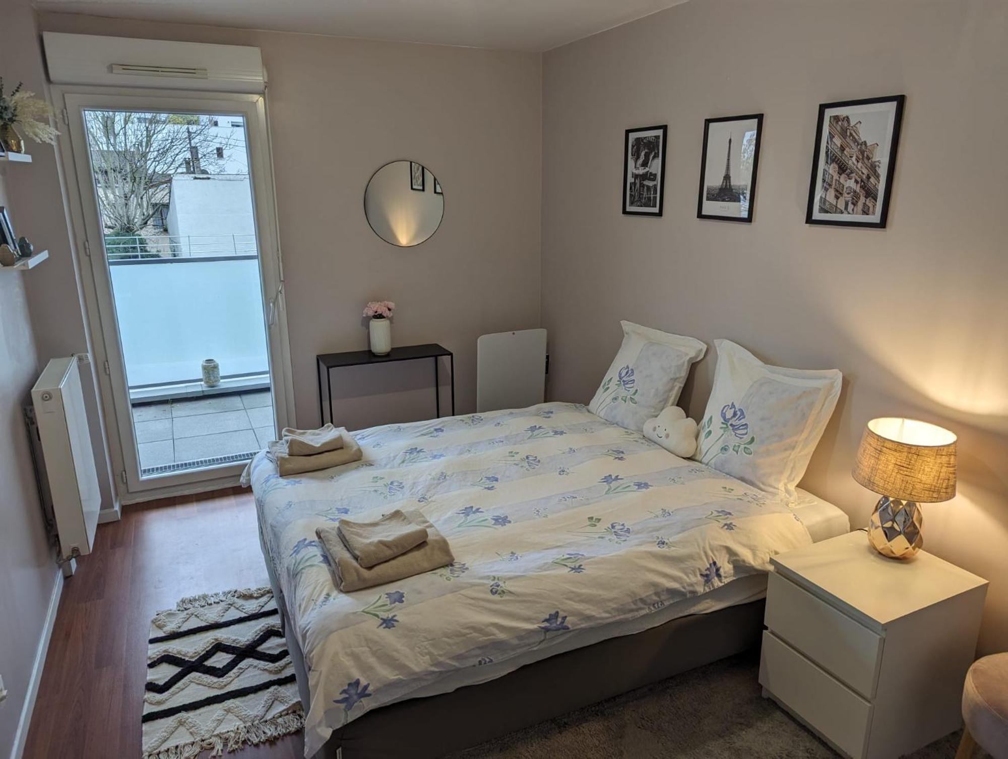 Appartement 80M2, Terrasse Sud, Metro 7 Direction Louvre A 8Minutes, Parking Sous-Sol, Proche Paris-Bercy Ivry-sur-Seine Luaran gambar